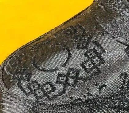 offwhitexnikeairforce1真假对比,如何鉴别nikeairforce1low白黑