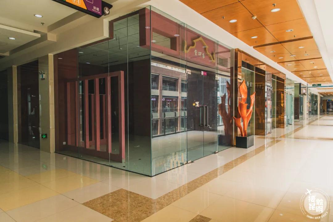 云纺，一个被美食“耽误”的批发市场