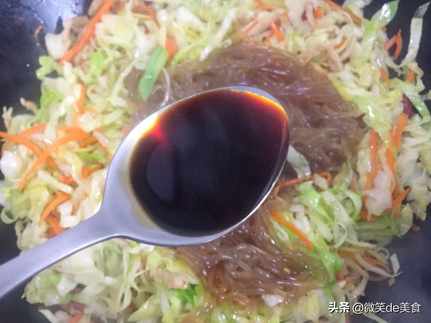 家常菜100道开胃下饭卷心菜烧粉丝,卷心菜炒胡萝卜超下饭做法