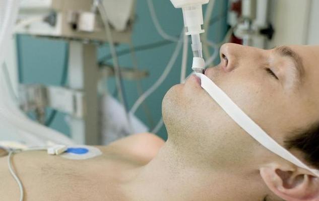 肺癌患者最后都是怎么离世的,肺癌一般是怎么死的