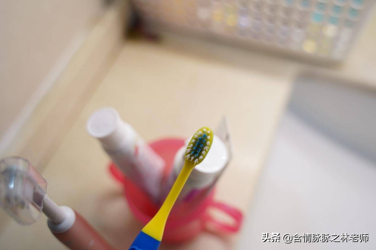 儿童电动牙刷哪个牌子好性价比高,舒客儿童电动牙刷的正确使用方法