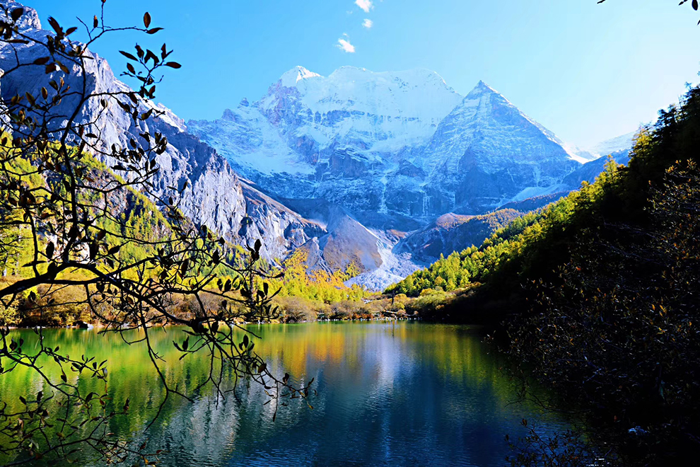 四川稻城亚丁旅游全攻略,稻城亚丁值得一去的景点