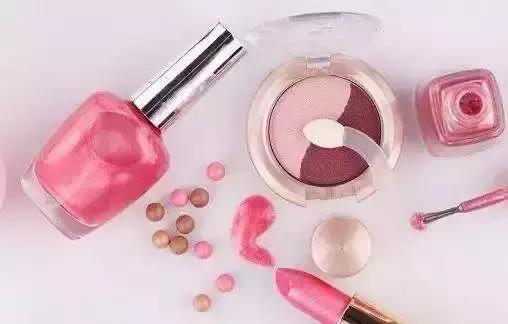 美容整形医生不会告诉你的秘密,脸上用高端化妆品真的管用吗