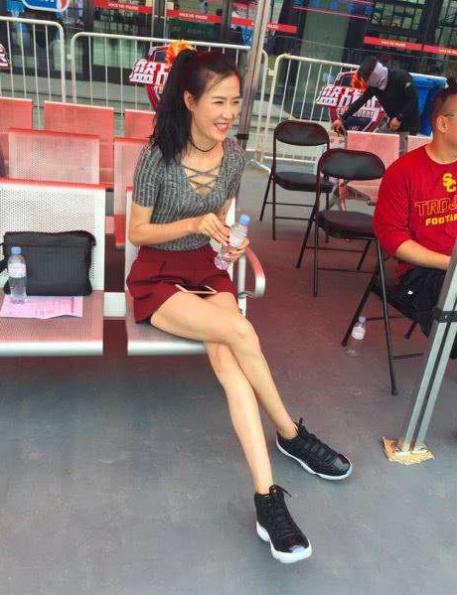 1米96的女篮,1米95篮球女神照片