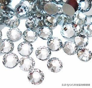 尼泊尔莫桑钻石,尼泊尔莫桑钻与钻石的区别