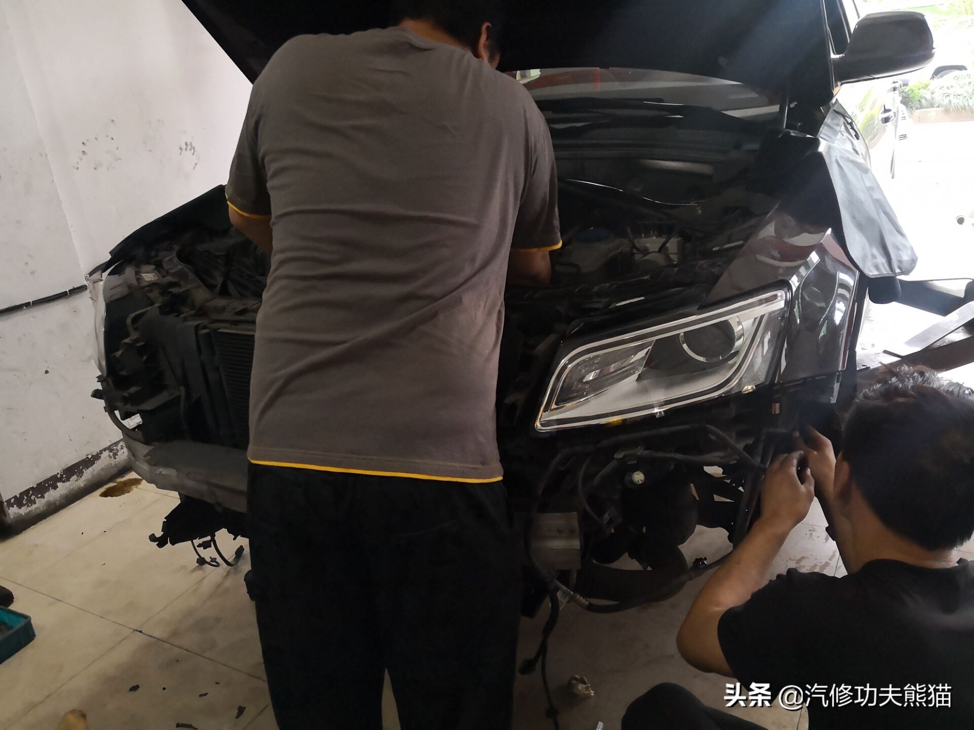 奥迪q5烧机油狂飙,奥迪q5烧机油且发动机抖动