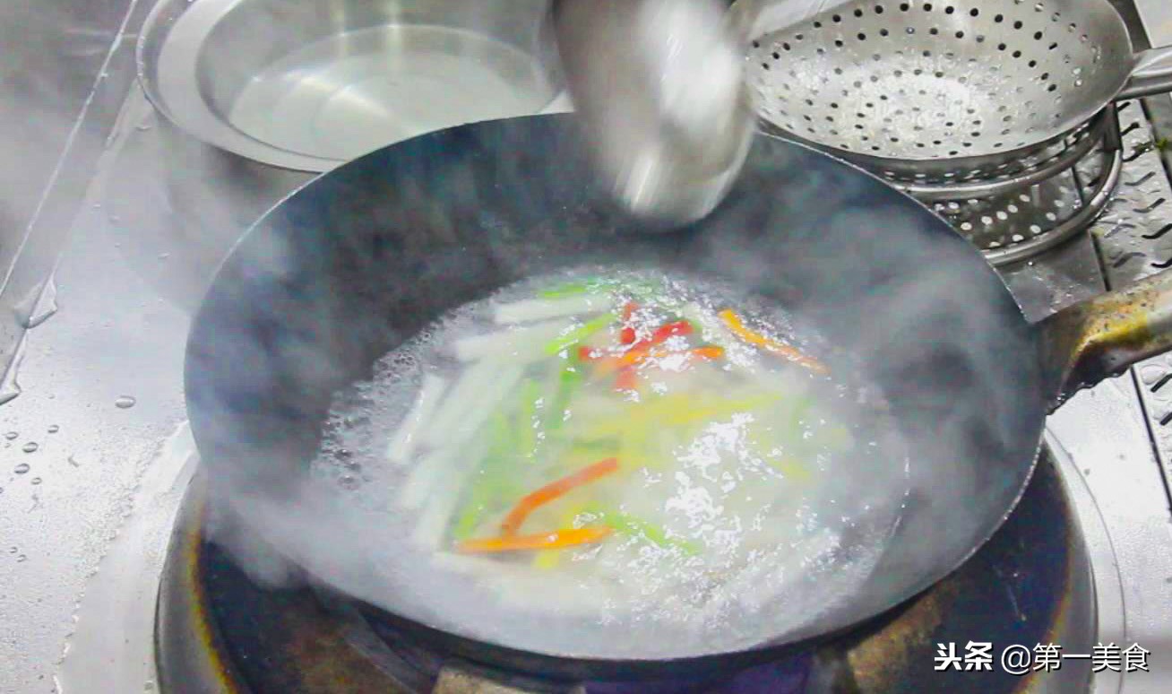 清炒山药怎么让山药不发黑,怎样清炒山药既白又清脆