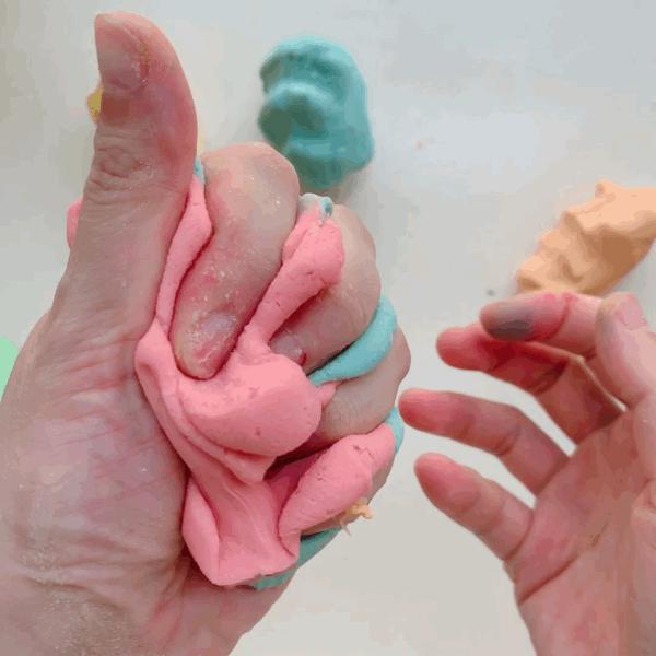 买来的橡皮泥有毒吗,外面买的橡皮泥做手工