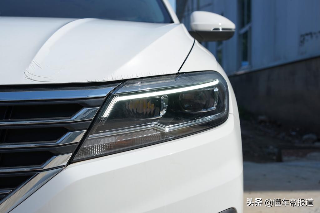 大众凌渡和大众朗逸哪一个空间大,新款朗逸最低价格