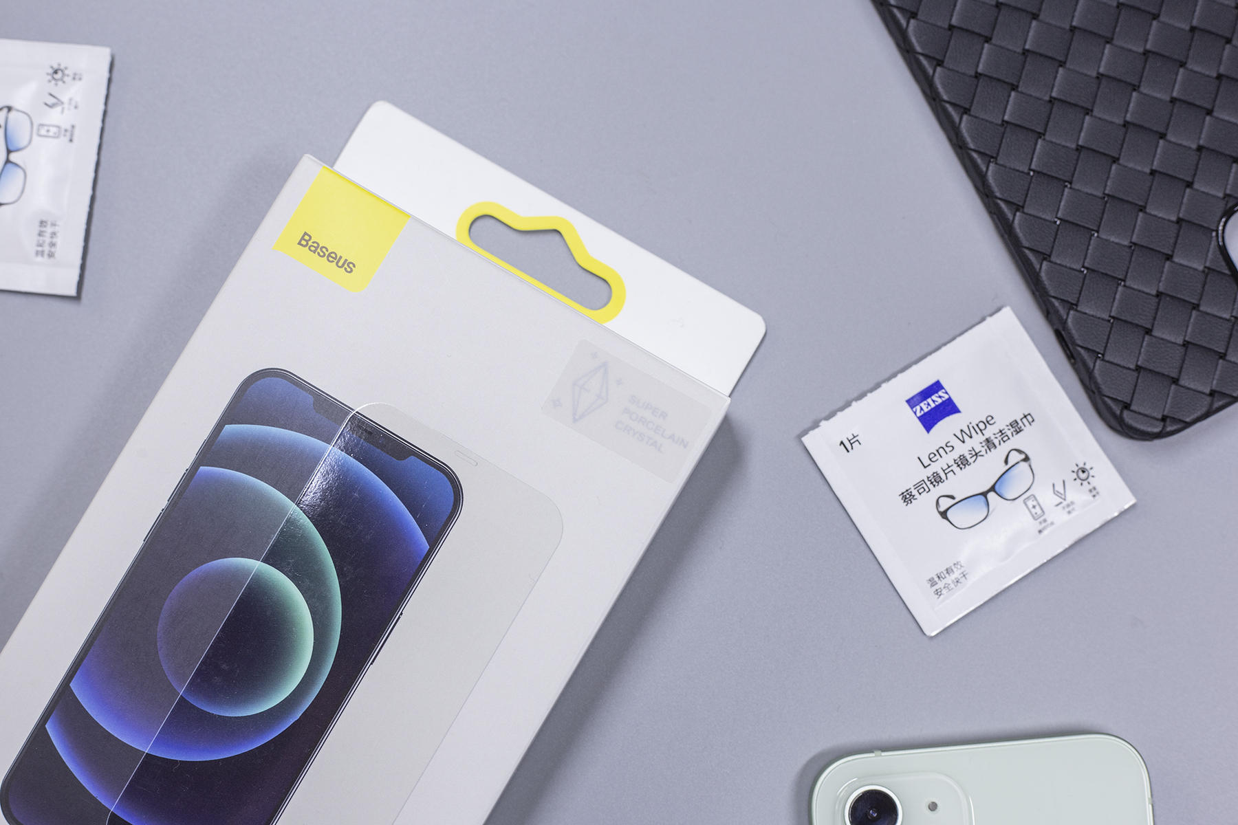 iphone14pro手机膜倍思超瓷晶,苹果12超瓷晶钢化膜贴膜教程