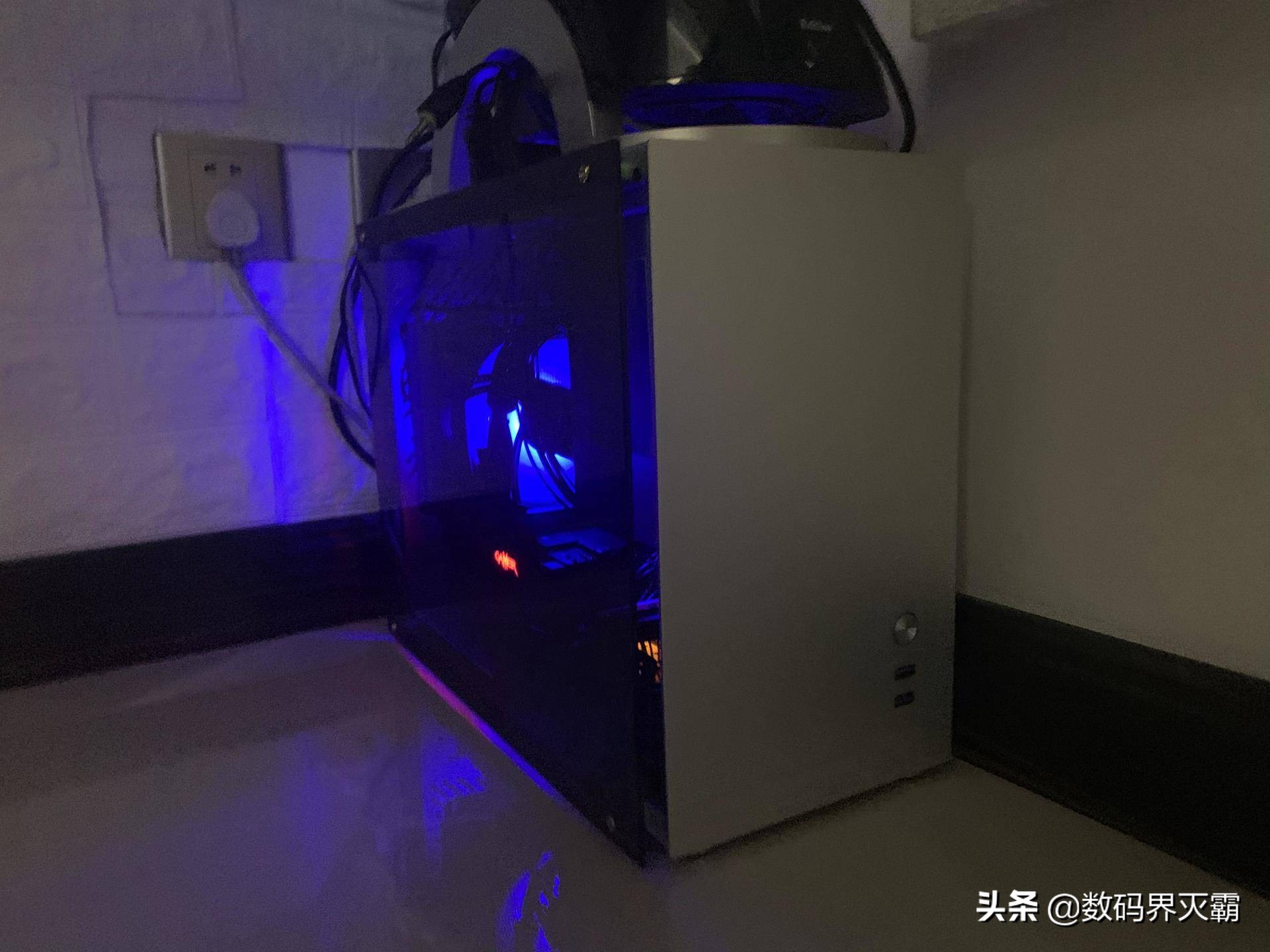 电脑小白穷折腾,我需要一台小机箱,雷匠,Rayarti-M3机箱使用分享