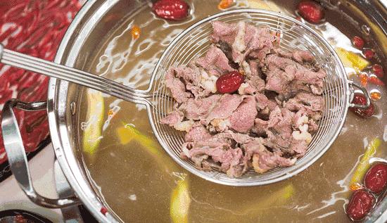 美食做法大全火锅,粥底牛肉火锅做法