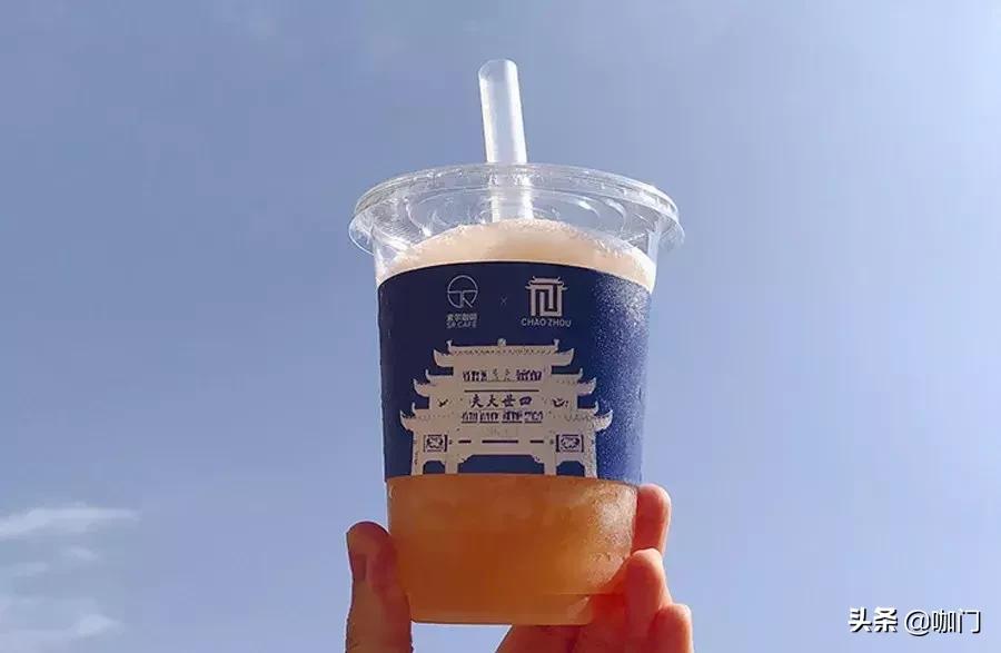 80%复制星巴克，我在三线小城开了4家咖啡馆