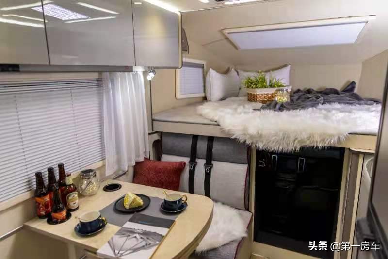 长城炮房车底盘升级气囊,长城炮4座房车测评