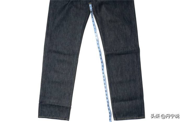 牛仔裤该如何挑选尺寸大小,如何看牛仔裤的各种数据