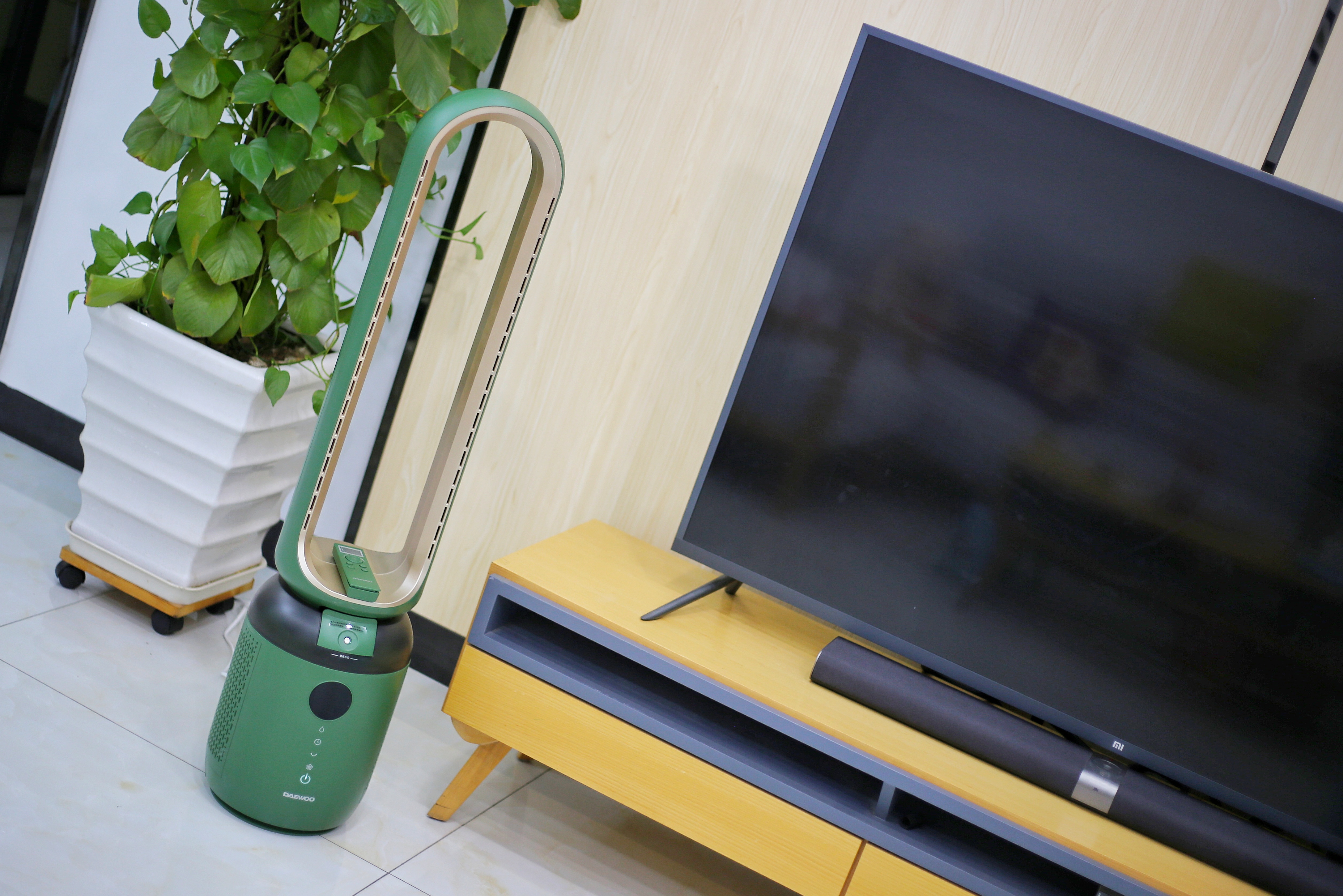 大宇无叶电风扇滤网正反面,大宇空气净化器无叶风扇