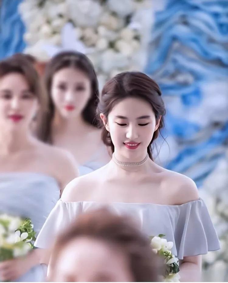 刘亦菲玫粉色口红,刘亦菲喜欢的口红色