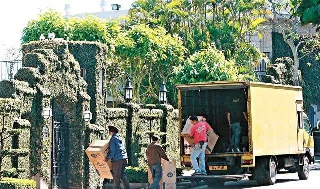 朱玲玲豪门贵妇 (香港豪门贵妇朱玲玲)