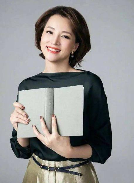 央视一姐董卿成名史,董卿从无名小卒到央视一姐