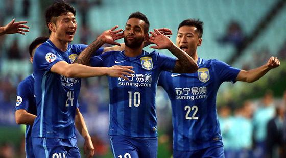 江苏足球迷的本末倒置：苏宁是实体、国之栋梁，足球只是娱乐