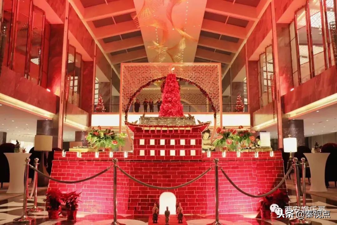 西安圣诞好看又好吃的餐厅,西安圣诞美陈