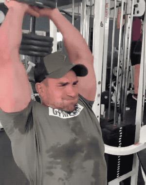 如何练出马东锡一样的手臂身材,马东锡的肌肉训练方法