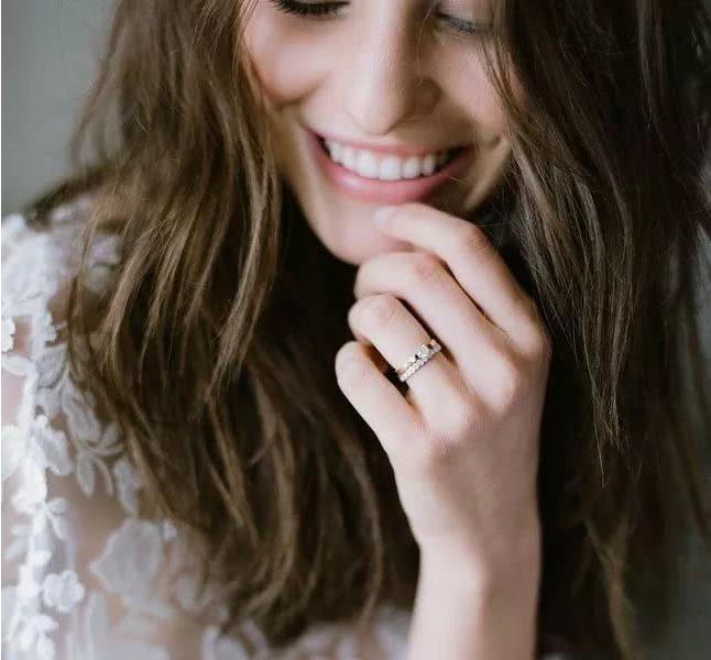 南宁买戒指推荐哪家店铺,南宁金戒指一般多少钱一个