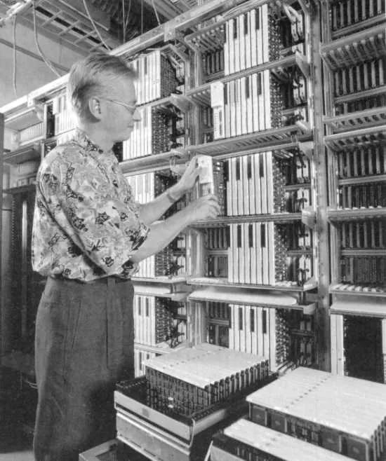 真实的诺基亚现状,百年兴衰诺基亚内容摘录