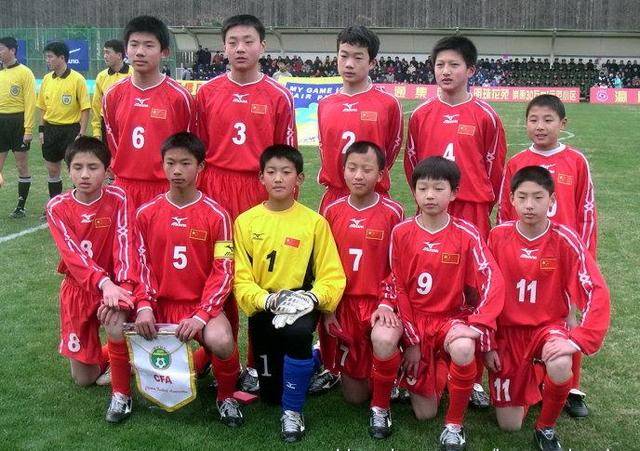 李铁感谢熬夜球迷,李铁感谢队员0比2落后没放弃