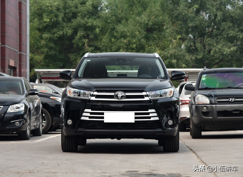 2017款汉兰达与冠道370哪个油耗低,汉兰达五座和冠道哪个好