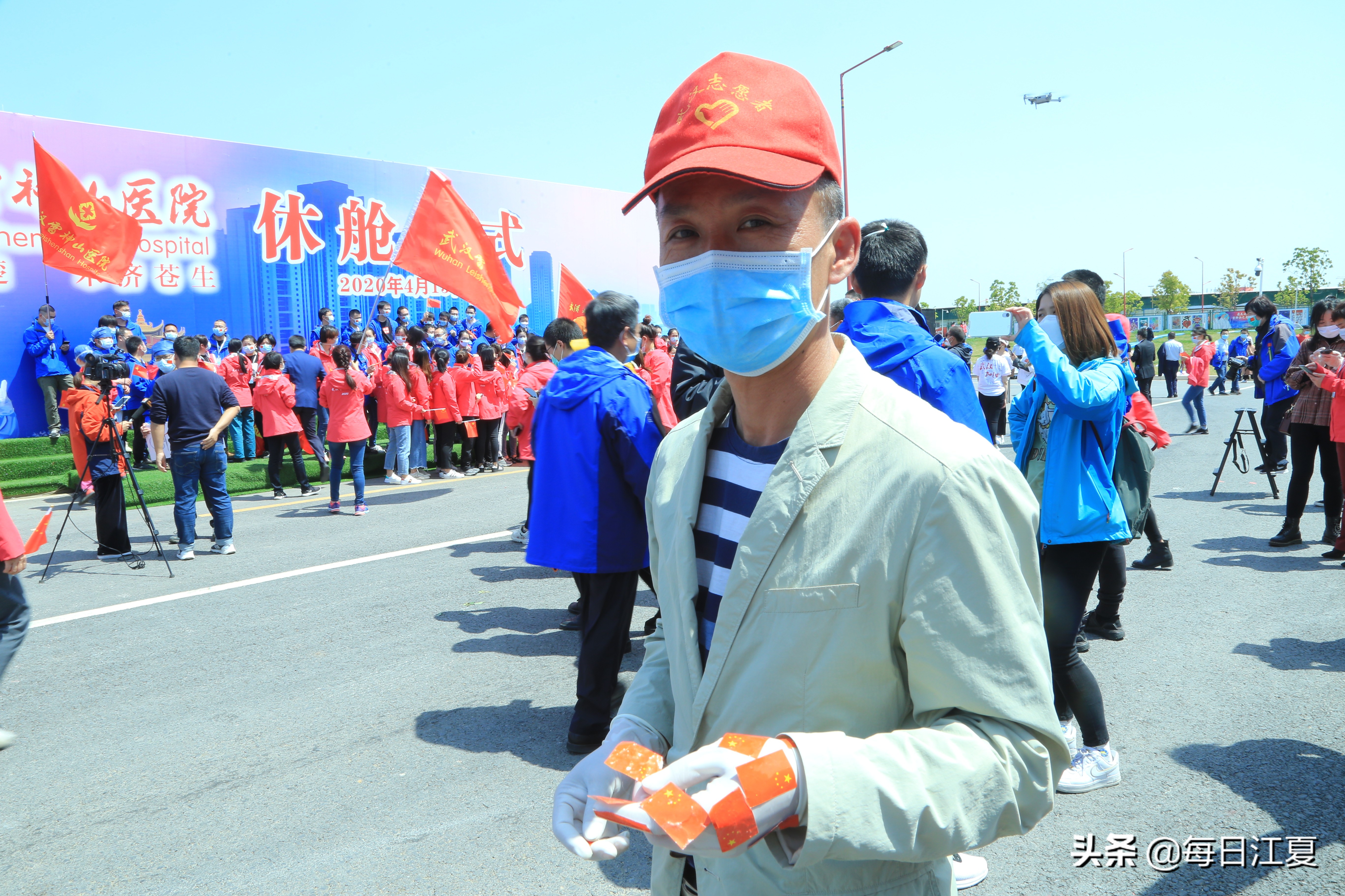 *旗国**伴我去战斗——记江夏山坡街山新村货车司机黄忠豹