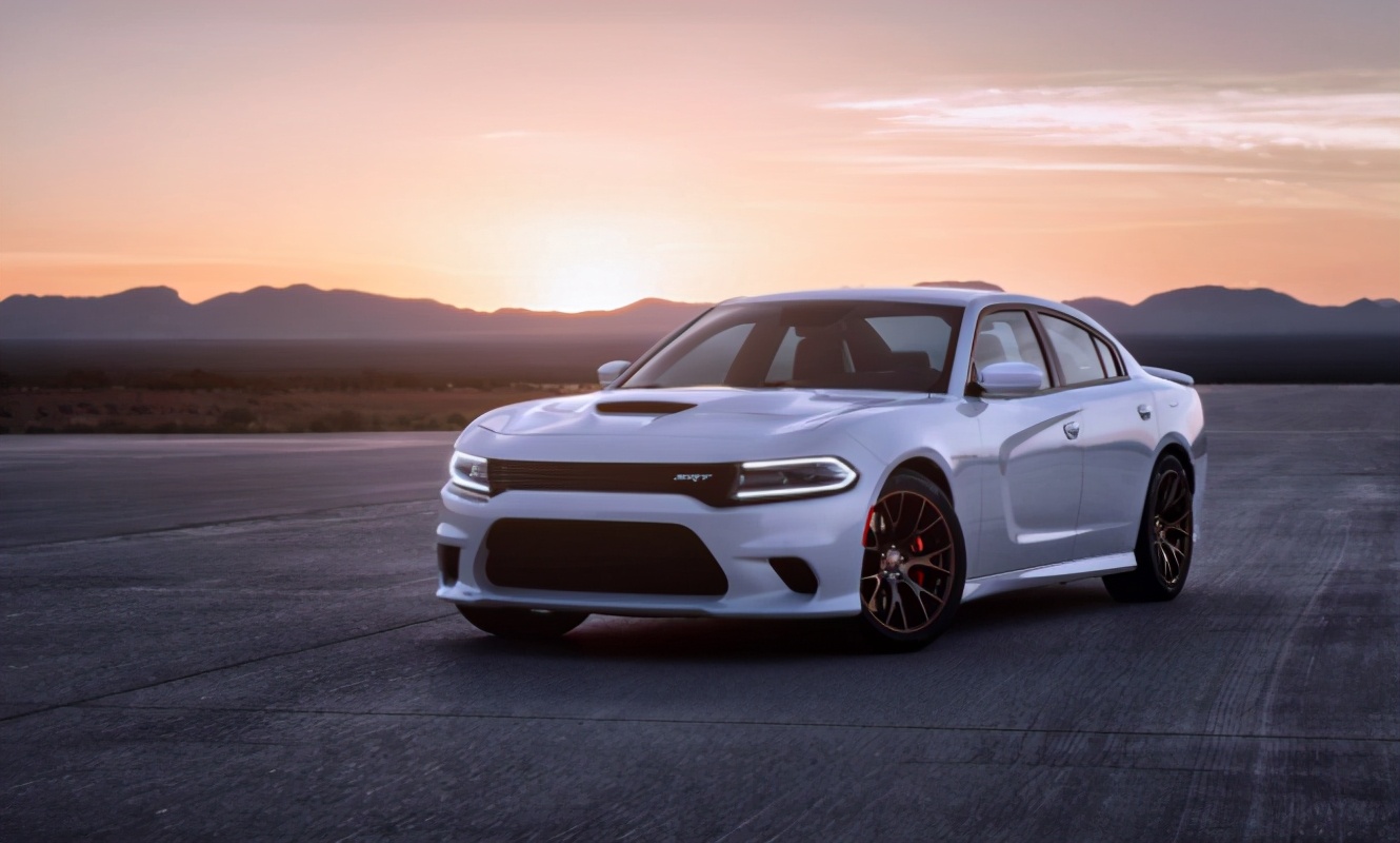 发动机突然爆缸的原因,发动机在什么情况下会爆缸