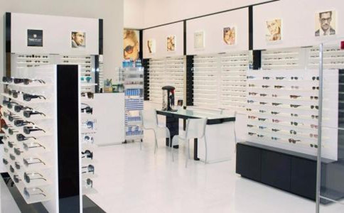 新手开眼镜店去哪学技术,开近视眼镜店要什么条件