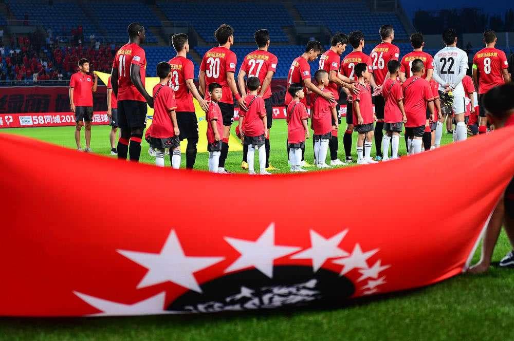 有几支球队面临解散中超联赛,面临解散的中超球队