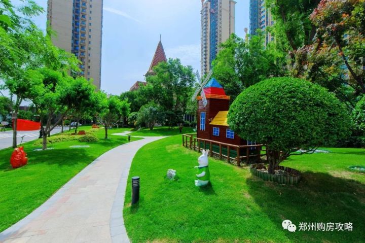 恒大城三期郑州学校,恒大城郑大实验小学