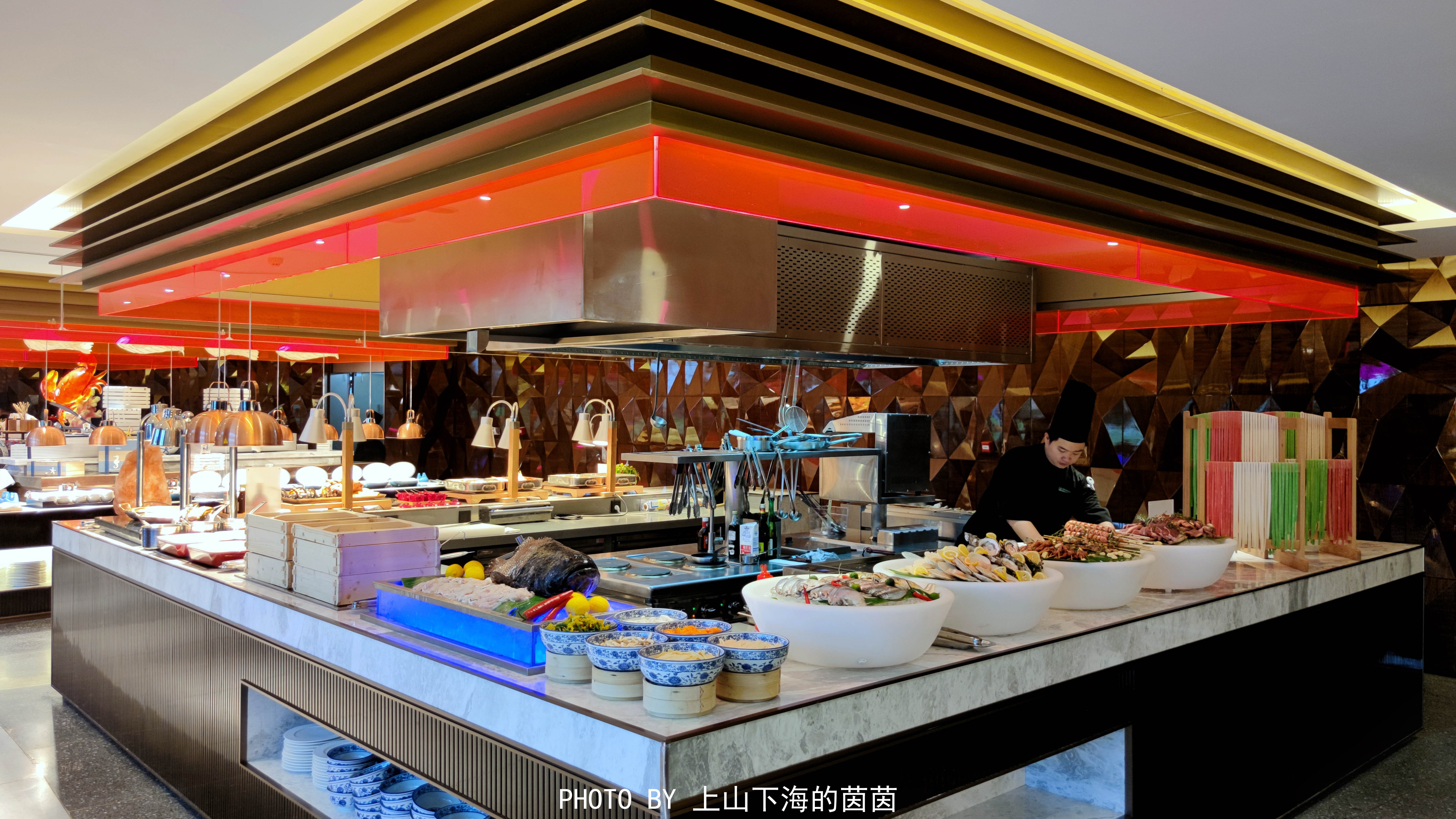 网红美食打卡！情侣路旁珠海度假村星海楼，选择困难症犯了