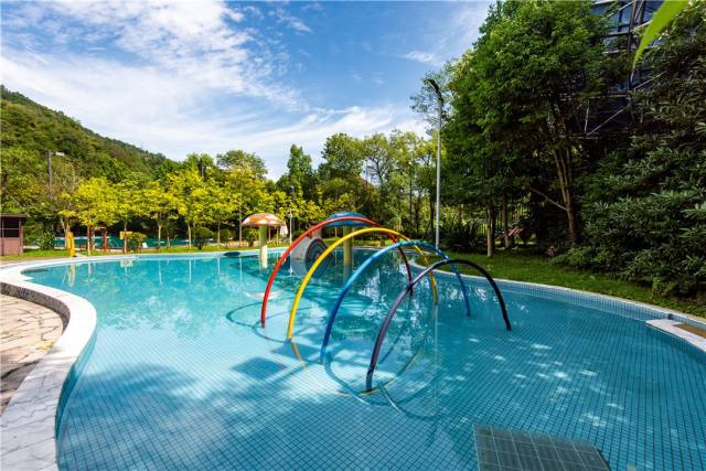 花水湾温泉度假酒店,金陵花水湾温泉酒店