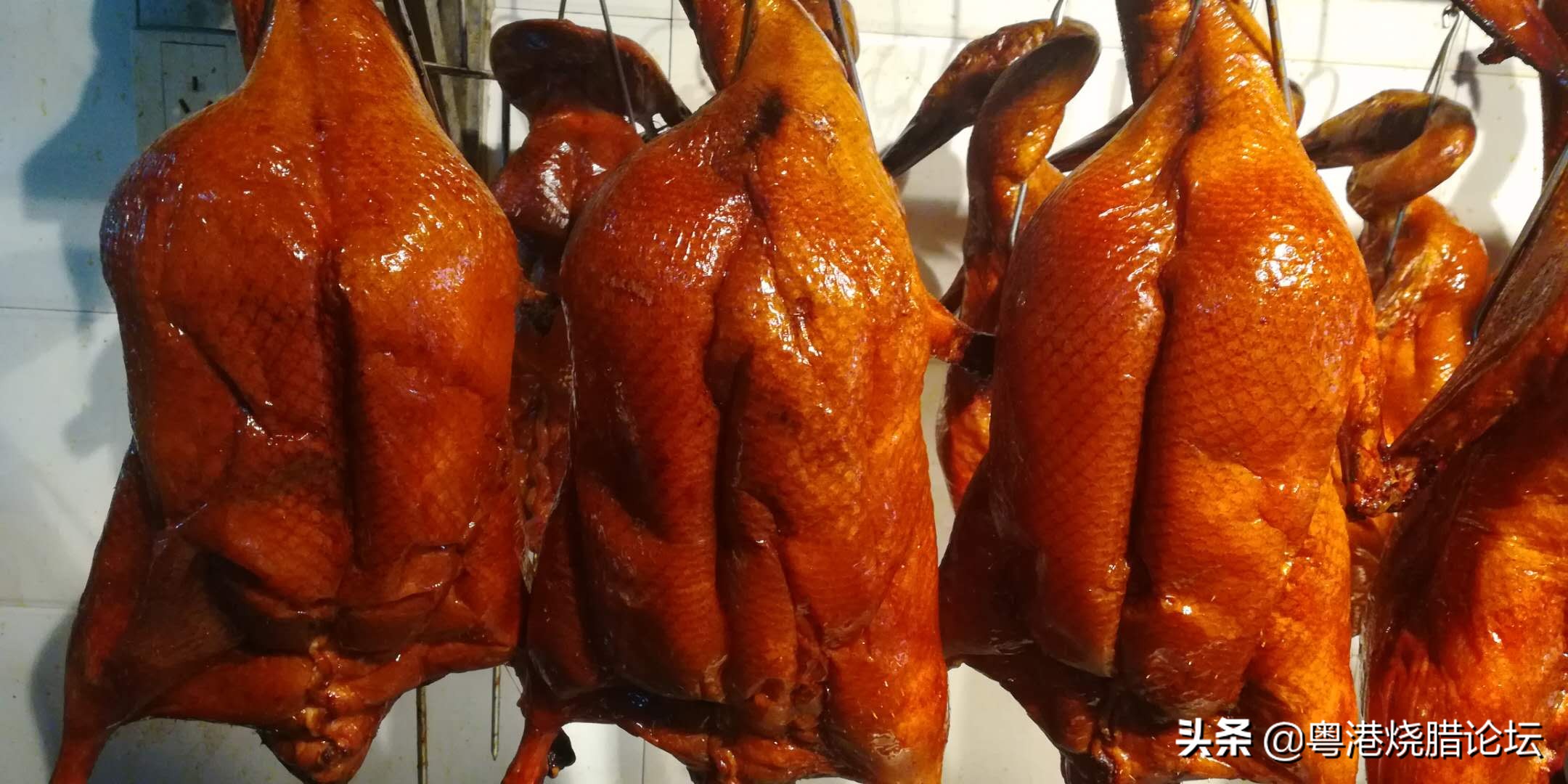 怎样烧烧鸭才皮脆肉嫩,大厨教你怎样制作脆皮烧鸭