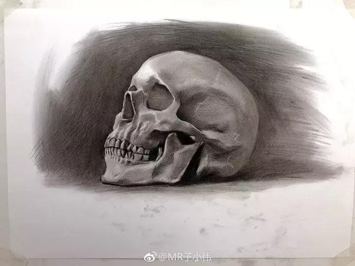 同一支炭笔，为啥人家可以吃透素描结构和质感，看完这一波你也行