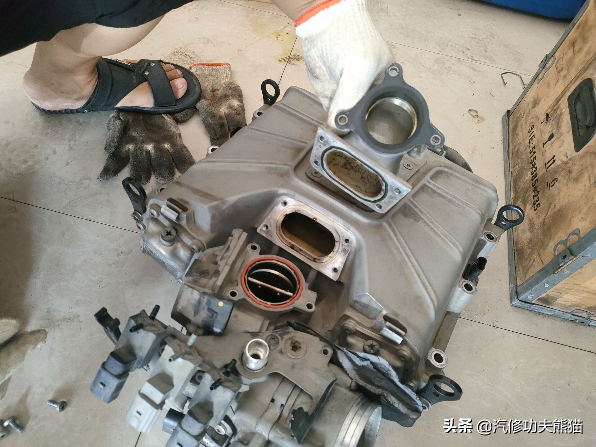 奥迪a8烧机油吗48v轻混,奥迪a8烧机油一千公里烧0.5正常吗