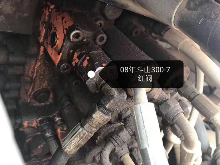 新疆二手斗山300挖机,斗山300挖掘机价格