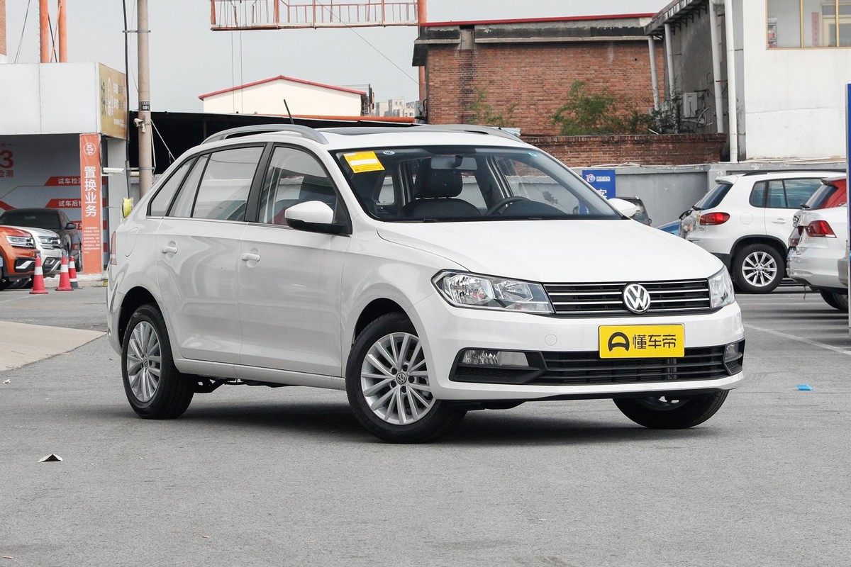 桑塔纳开空调为什么响声大,17款桑塔纳浩纳开空调抖动