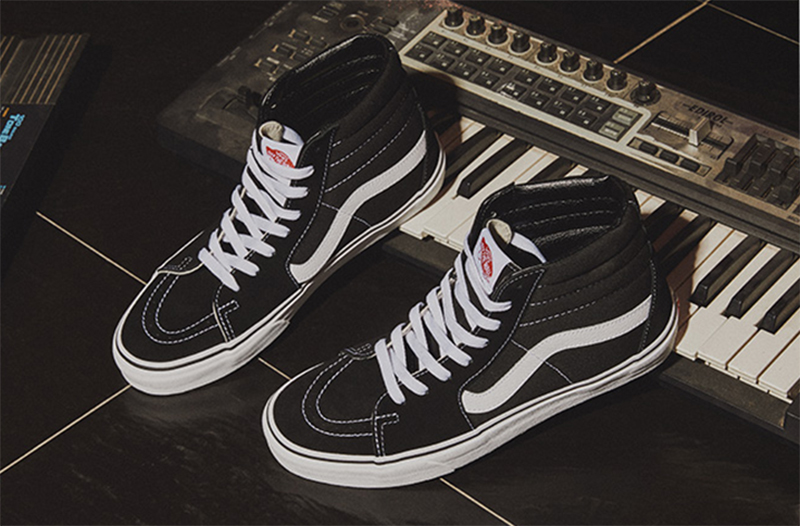 vans黑白单品,vans过年限定