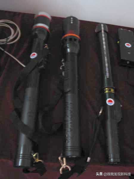 警用装备电棍,警用装备棍法