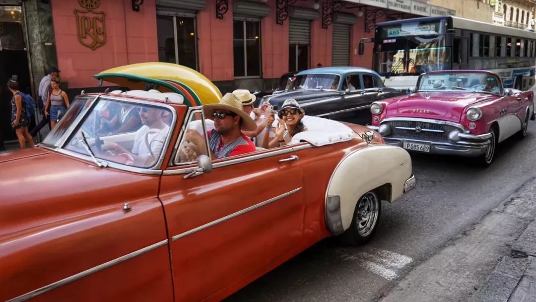 美国西海岸（碰撞）古巴哈瓦那