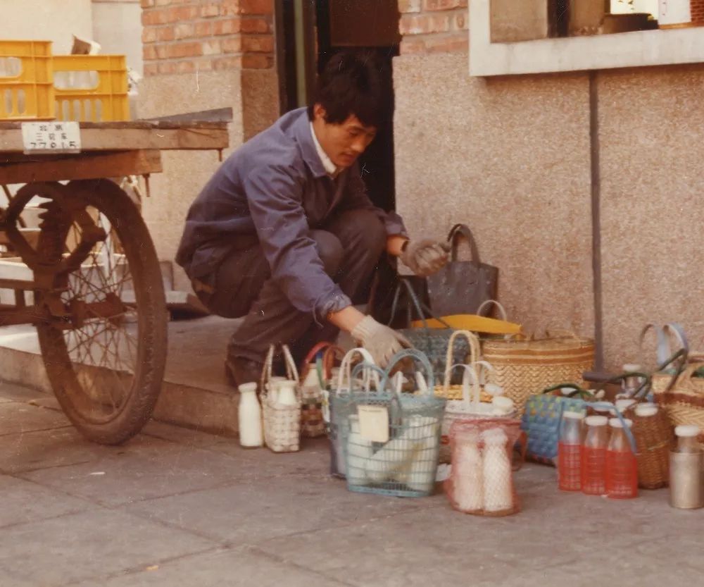 北京老字号三元宫醇纯牛奶,三元纯牛奶北京老字号多少钱一箱