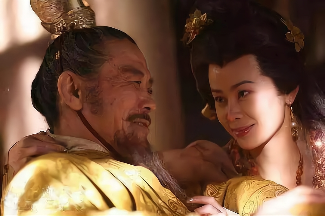 唐朝服饰繁荣的原因,唐朝鼎盛时期女性服装