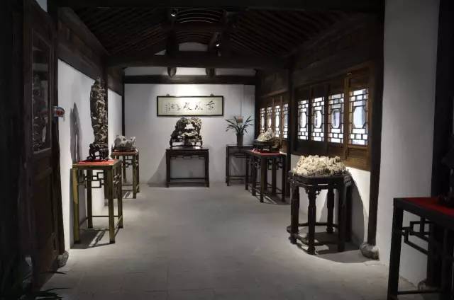 英伦风情小镇旅游推荐,游玩欧式风格小镇