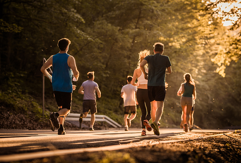 天气恶劣不适合飞行怎么做,天气不适合跑步吗