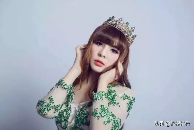 苗族歌手张丽娅邀请你:这个春天,我们相聚苗族锡绣发源地!